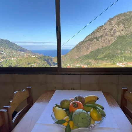 Pereira's House - Mountain & Sea 펜션 포르투다크루즈