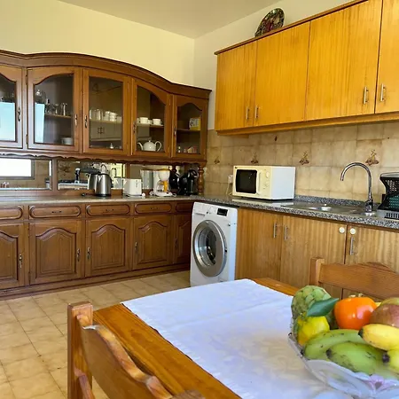 Pereira's House - Mountain & Sea *