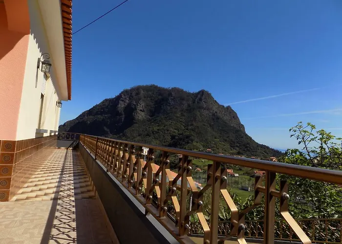 Pereira's House - Mountain & Sea