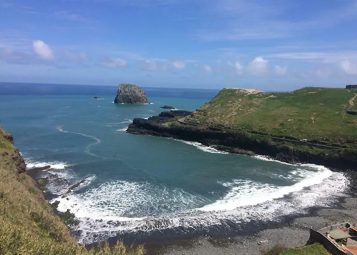 Pereira's House - Mountain & Sea